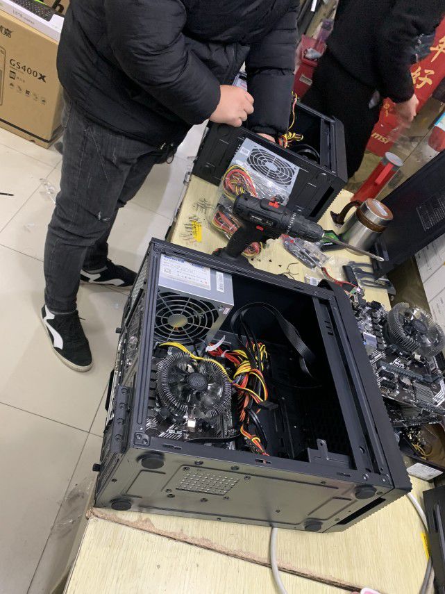 组装最强电脑元3000元左右_3000元电脑最强组装_组装最强电脑元3000左右