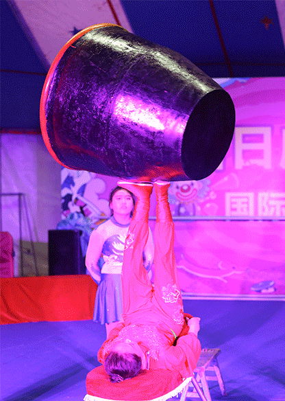 擦炮的花式玩法_玩法花式擦炮怎么玩_玩法花式擦炮视频教程