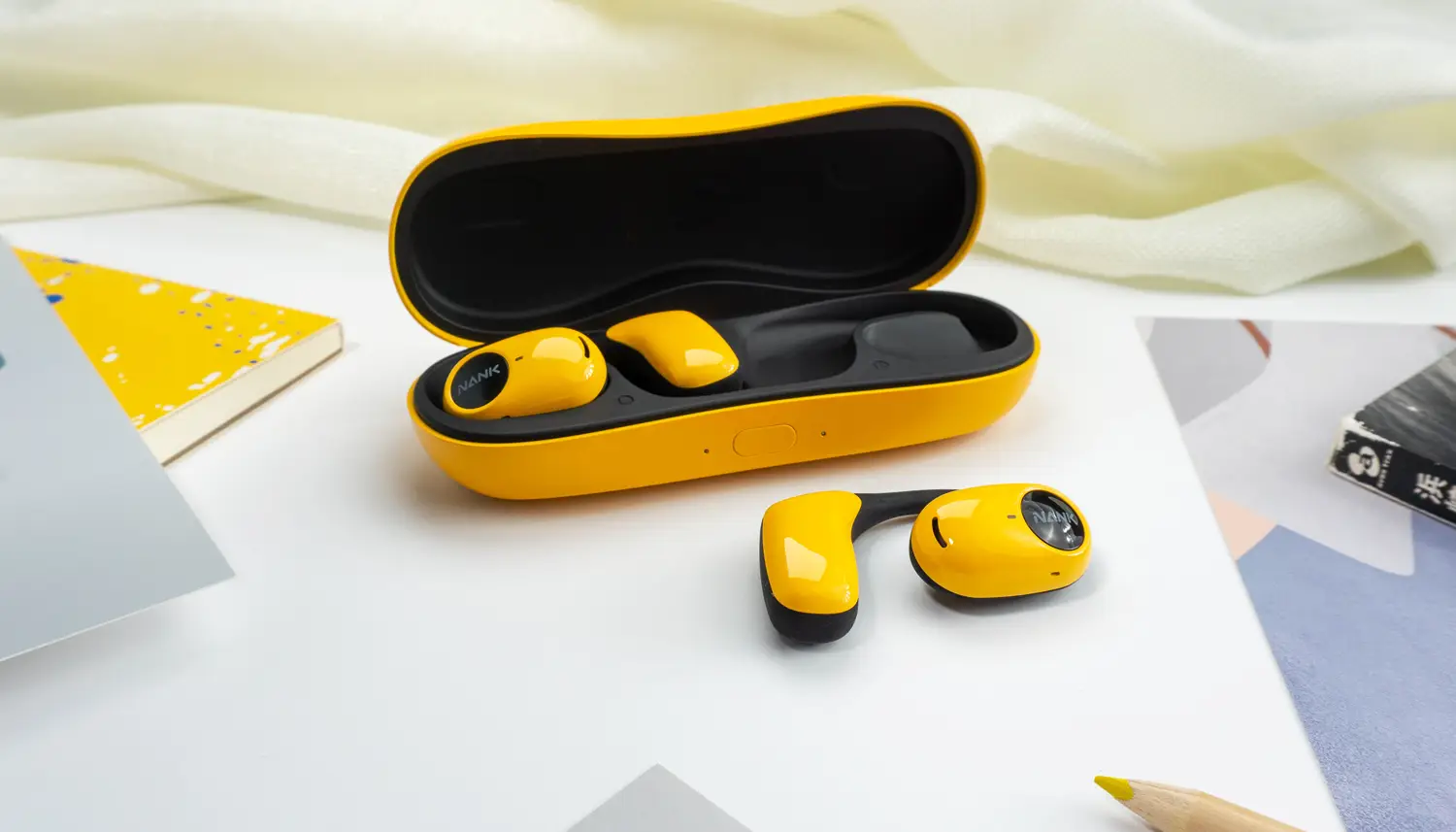 调节耳机左右声音大小_耳机左右声音不一样大怎么调_耳机音量左右声道在哪里调