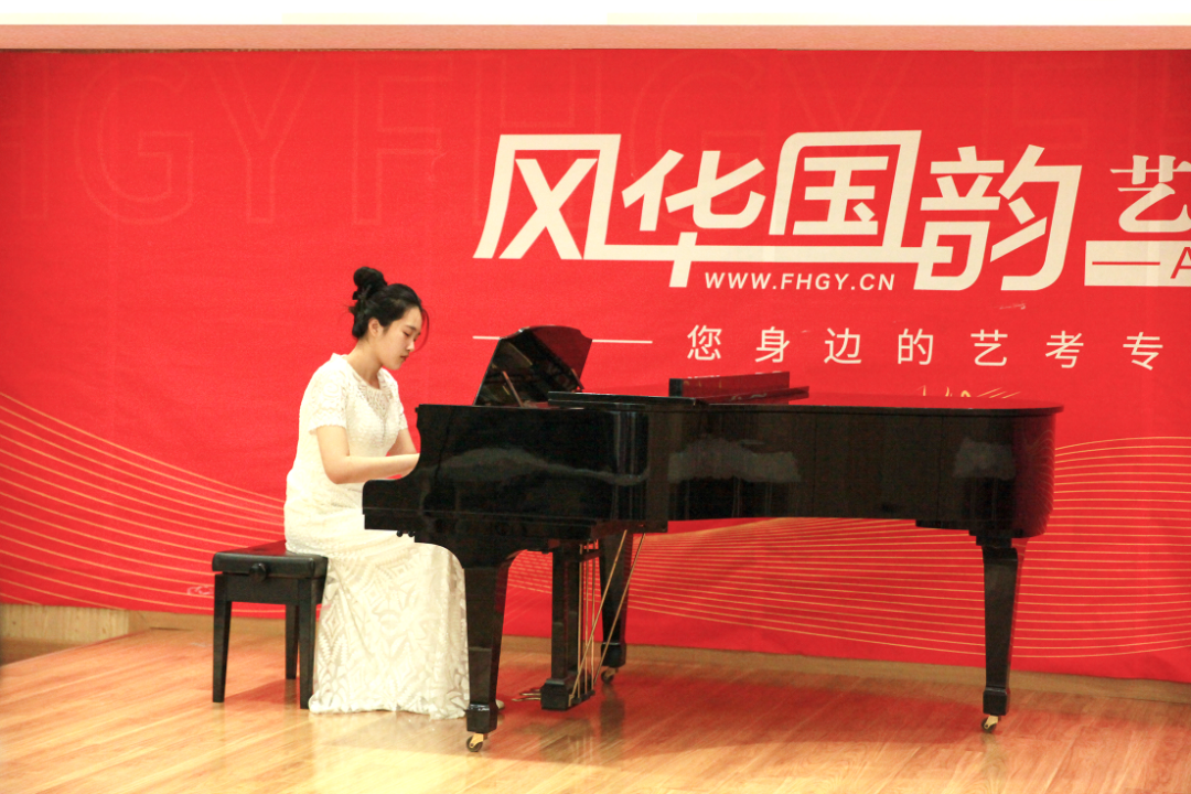 王晓彤_王晓彤文化_王晓彤九球