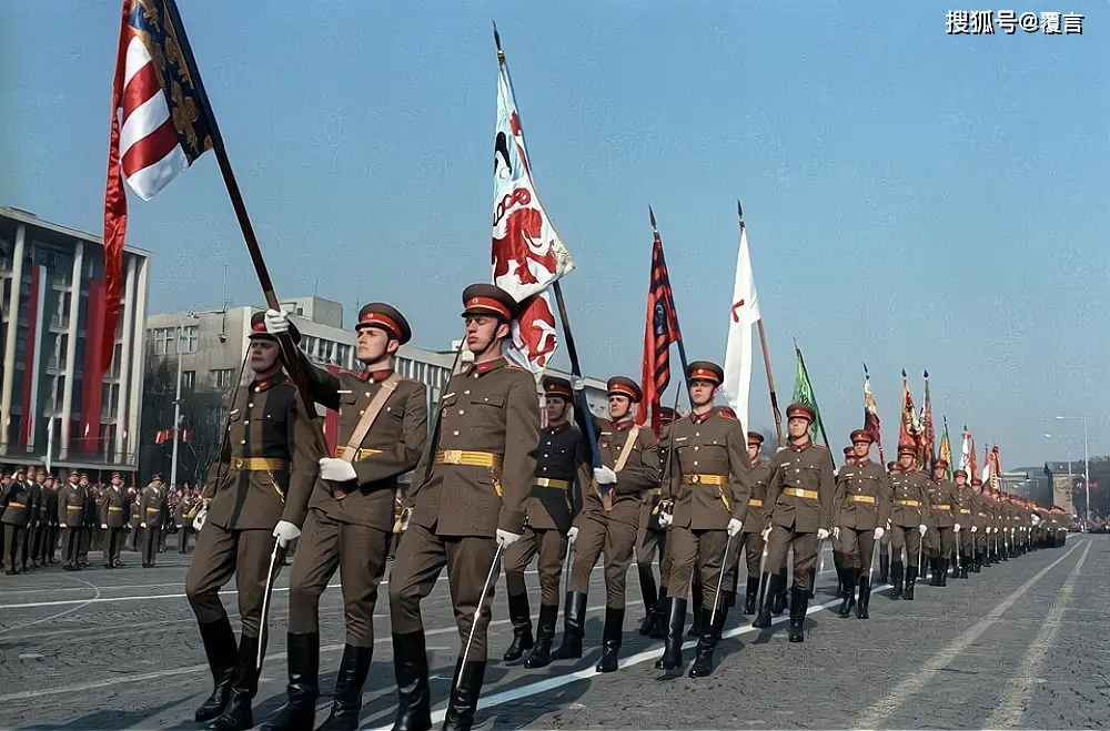 十月匈牙利事件始末_十月匈牙利事件简介_匈牙利十月事件