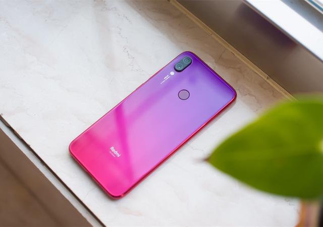 小米黑鲨是什么_小米手机黑鲨是什么型号_黑鲨手机是小米的吗