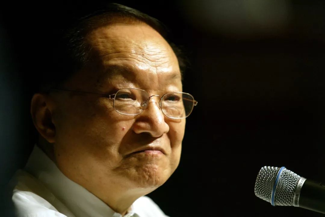 金庸原名_金庸原名叫什么名_金庸小说原名